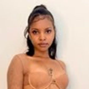 Meet your Posher, Tiara